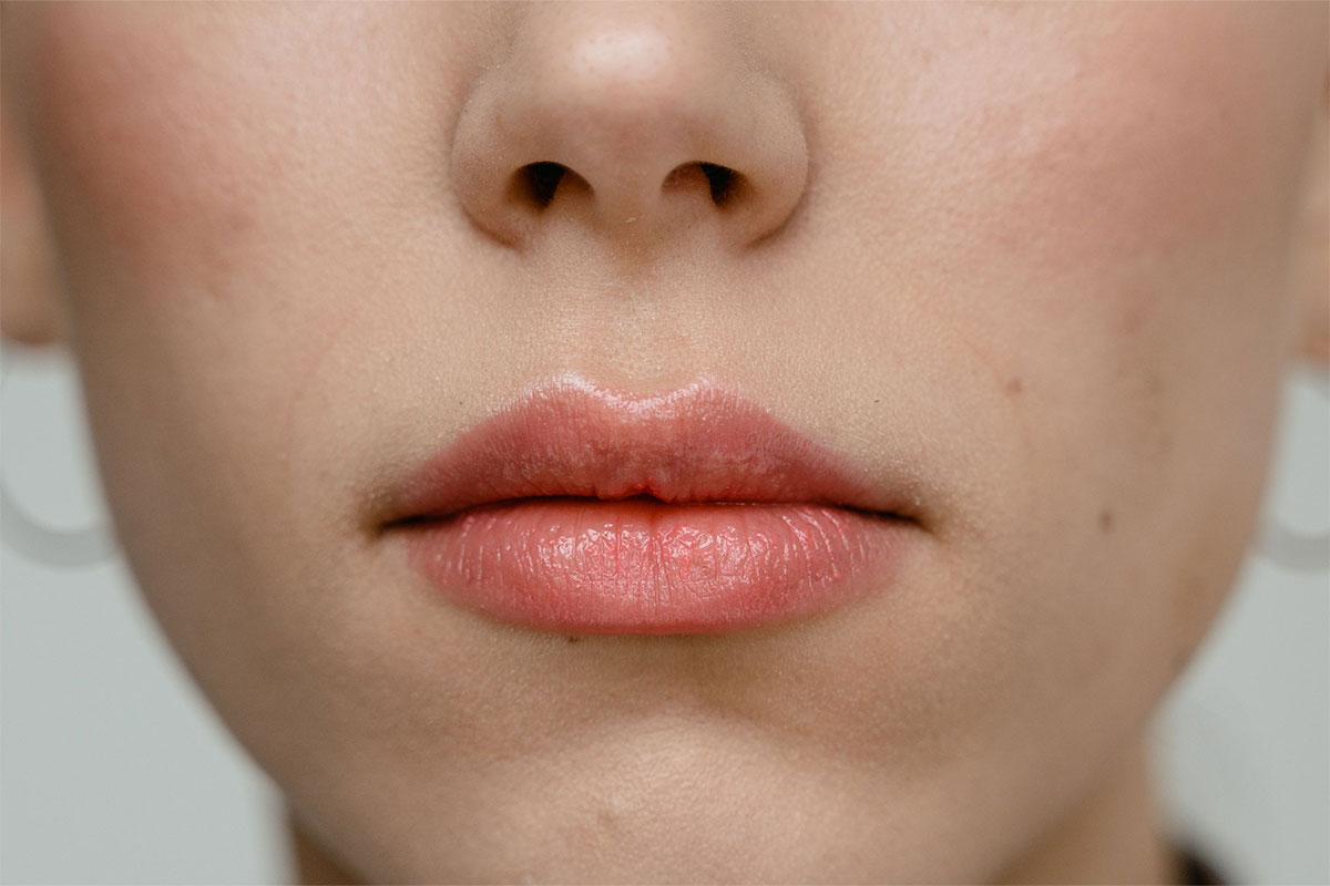 lip hydration treatment